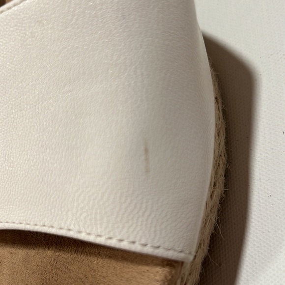 Women's Seleeney Espadrille Wedge Sandals. Color: White Size 9M - Picture 9 of 13